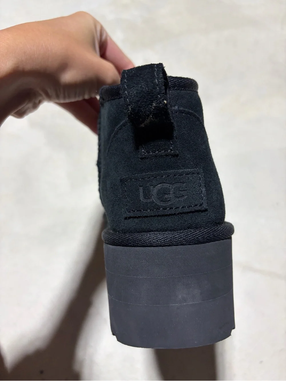 UGG classic ultra mini platform Black boots 6